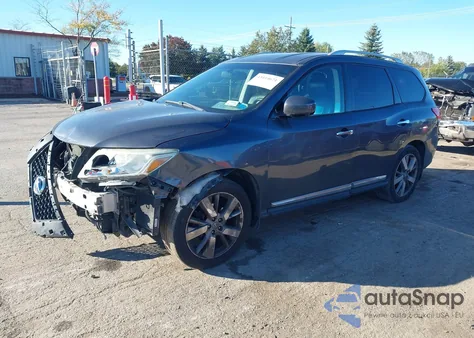 2013 Nissan Pathfinder Platinum z USA, uszkodzony, nr VIN 5N1AR2MM9DC642767